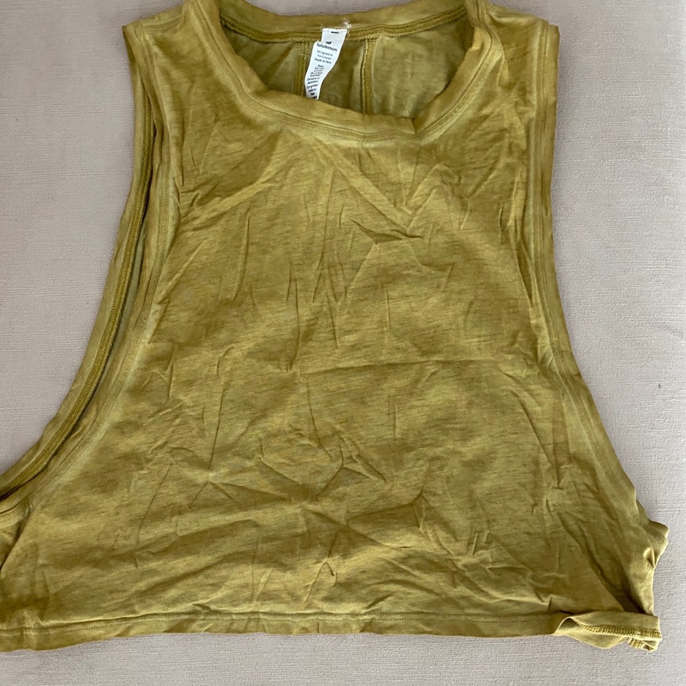 Lululemon tank top